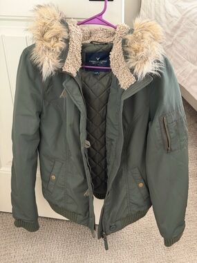 American Eagle Outfitters Olive Green Hooded Puffer Jacket with Faux Fur Trim